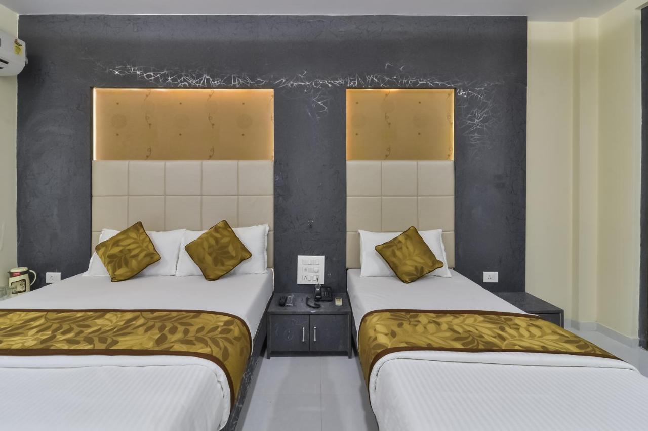 Hotel Aroma- Dadar Bombaim Exterior foto
